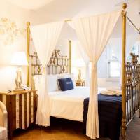 Double Room with Balcony and Sea View
