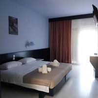 Family Bungalow Room (3 Adults + 1 Child)