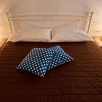 1-Bedroom Apartment (2-3 adults)