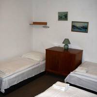 Economy Triple Room