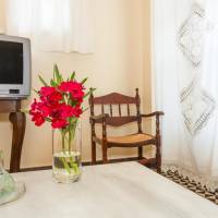 Studio (2 Adults)