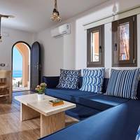 One Bedroom Luxury Suite Inland View