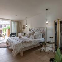 Junior Suite with Garden View