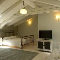 Deluxe Family Suite - Attic