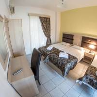 Studio (2 Adults + 1 Child)
