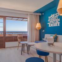 One-Bedroom Apartment with Sea View (3 Adults)