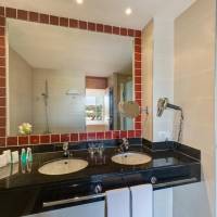 Junior Suite with Sea View (2 Adults + 2 Children)