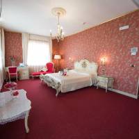 Suite with Spa Bath