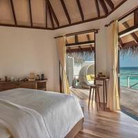 2 Nights Beach Villa & 2 Nights Water Villa