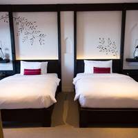 Twin Room with Mountain View