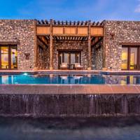 Jabal Two Bedroom Villa with Private Pool 