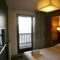 Three-Bedroom Deluxe Apartment (6 Adults)