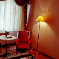 Deluxe Double Room (2 Adults + 1 Child)