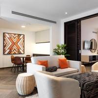 Premium Giraffe Arena Chalet