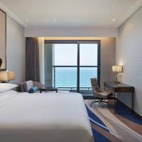 Superior King, Guest room, 1 King, Ocean view, Balcony