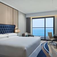 Deluxe King, Guest room, 1 King, Ocean view, Balcony
