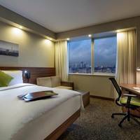 Queen Room with Sofa Bed - Smoking
