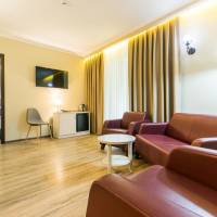 Two-Bedroom Suite