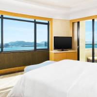 Junior Suite, 1 King, Ocean view, Balcony