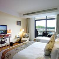 Family Suite with Sea View