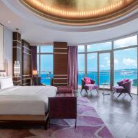 Royal Earl Suite(Unlimited free entry to the Waterpark and the Aquarium during the stay, limousine pick up and drop off service (within Sanya city ), Private butler service, Dolphin Encounter for 2 persons)