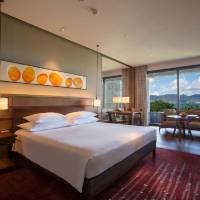 Deluxe King With Sea View