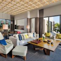  Park Villa King + Twin with Garden View
