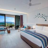 Deluxe Twin Room with Sea View