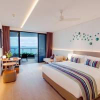 Panoramic Honeymoon Ocean View Room