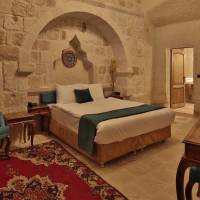 Deluxe Cave Room with Spa-Bath