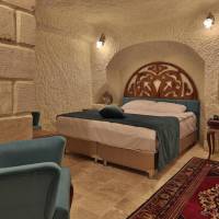 Cave Room with Terrace