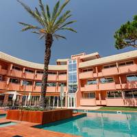 Garden Grand Suite Pool              