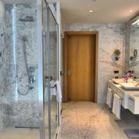 Corner Suite with Executive Lounge Access