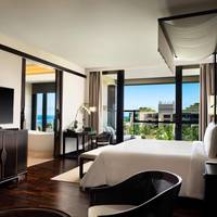 Grand Deluxe Ocean Court Room
