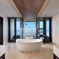 The Apurva Prestige Suite with Ocean View