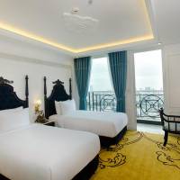 Two-Bedroom Apartment with Sea View