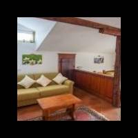 Family Room (2 Adults + 2 Children)