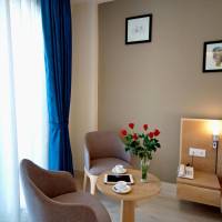 Large Double or Twin Room