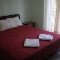 Studio (3 Adults)