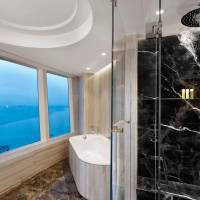 Twin Room with Sea View and Club Lounge Access