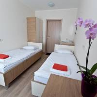Twin Room with Shared Bathroom and Garden View