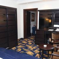 Deluxe Family Suite