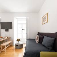 Deluxe Two-Bedroom Apartment