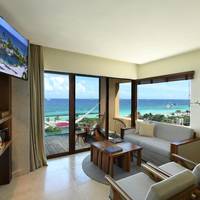 Junior Suite Ocean Front