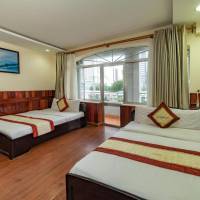 Deluxe Quadruple Room with Sea View Balcony 