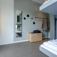 Family Room (2 Adults + 2 Children)