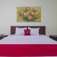 RedDoorz Double Room