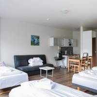 Studio (5 Adults)