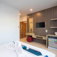 2 Connecting Rooms for 4