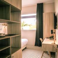 Classic Queen Room with Queen Bed - Non-Smoking